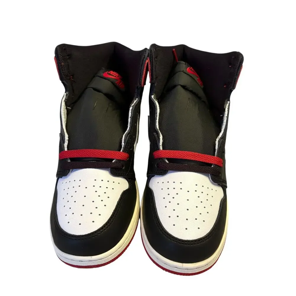 Nike Air Jordan 1 Retro High OG GS Sz 7Y / 8.5 Women‎ FD1437 106